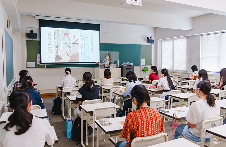 学科説明、模擬授業の様子